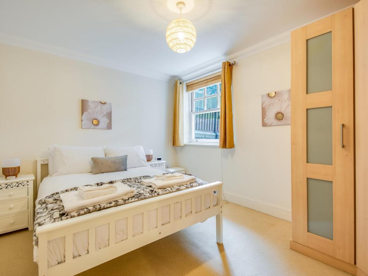 Pass The Keys Quiet 2-Bed Apartment On The Ground Floor Canterbury Bagian luar foto