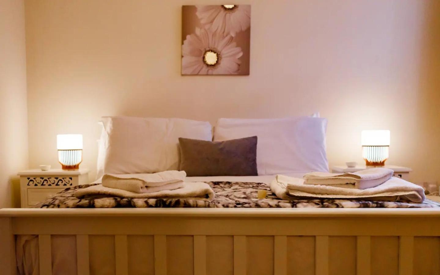 Pass The Keys Quiet 2-Bed Apartment On The Ground Floor Canterbury Bagian luar foto
