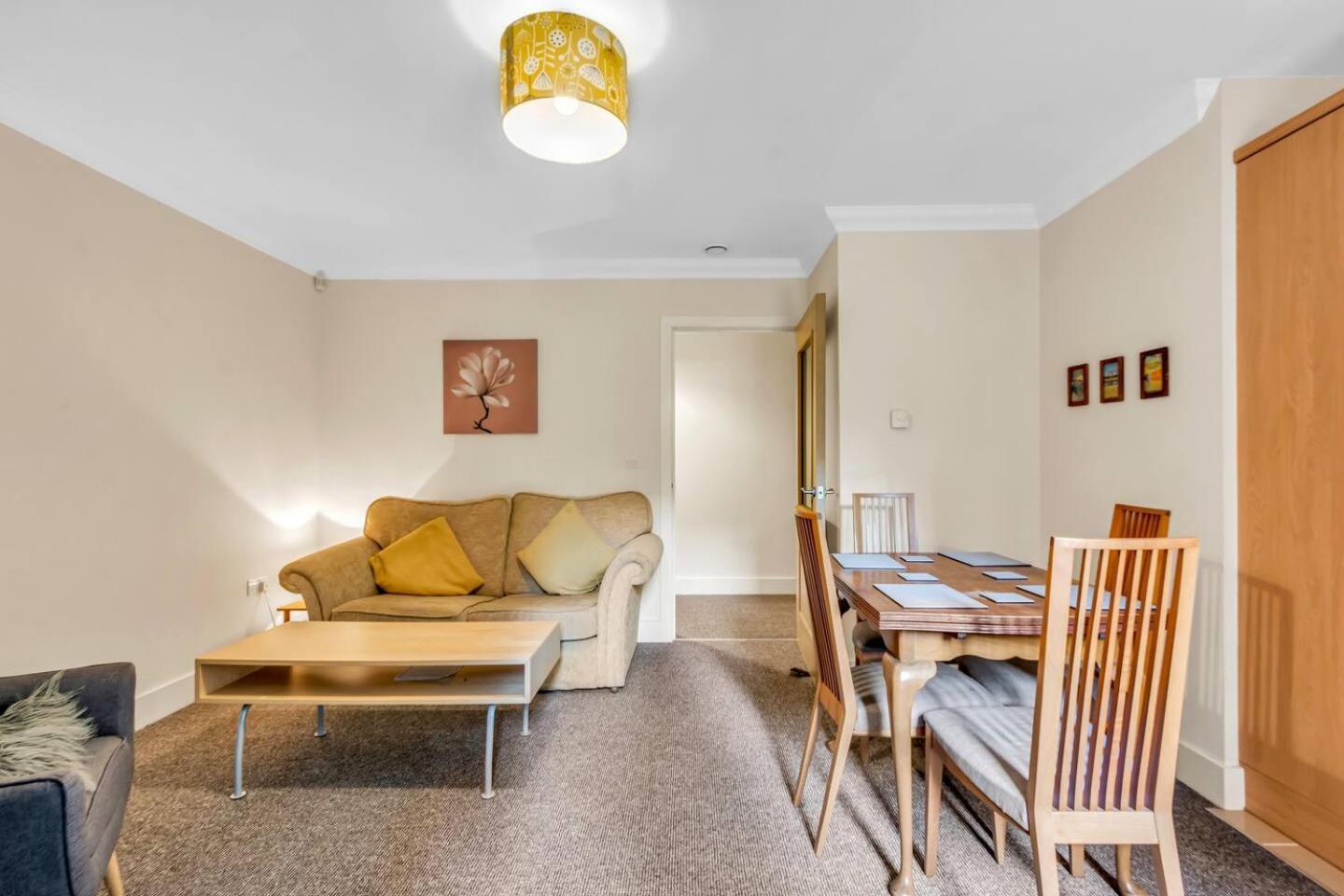 Pass The Keys Quiet 2-Bed Apartment On The Ground Floor Canterbury Bagian luar foto